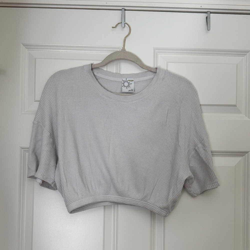 Aerie White Short Sleeve Cropped Tee